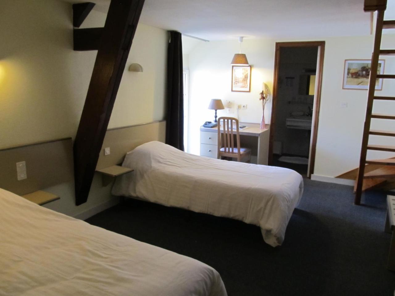 Hotel La Quebecoise Dinan Eksteriør billede